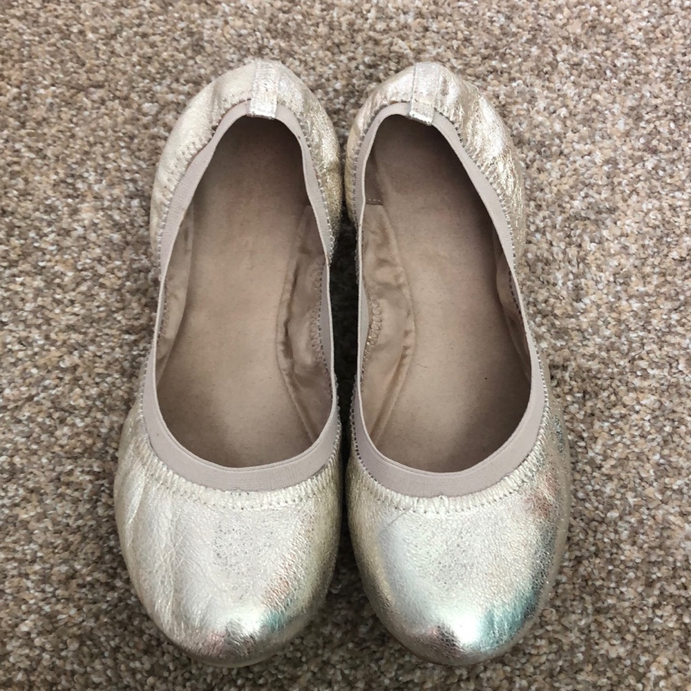 Gold flats